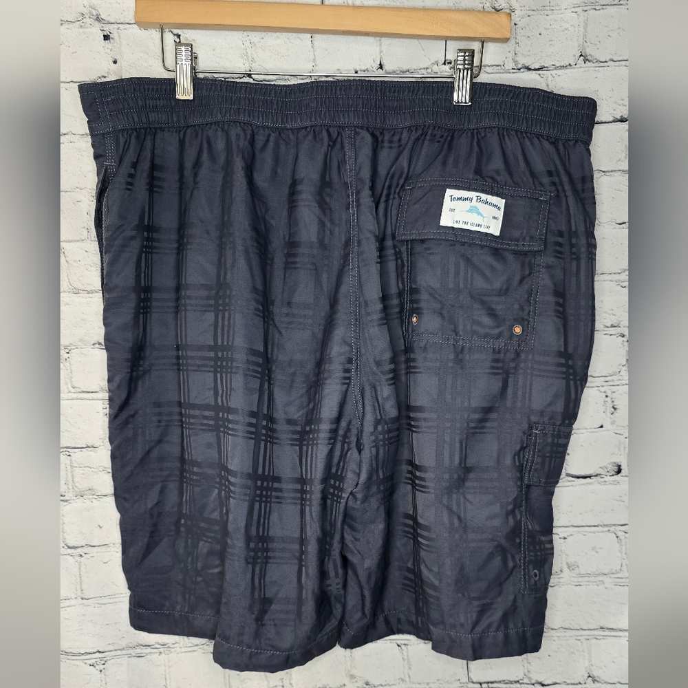 Tommy Bahama Men' Swim Trunks Size XXL - Picture 4 of 10